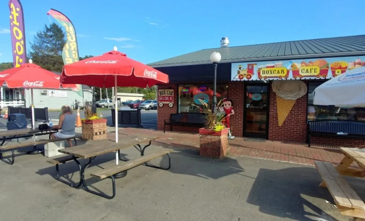 Boxcar Cafe and Cones, Inc. - Restaurant in Bryson City, Tennessee