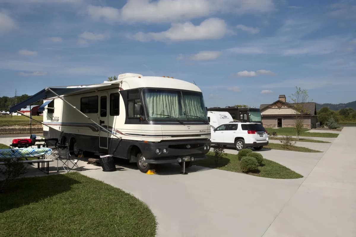 Cove Creek RV Resort - Attraction in Sevierville, Tennessee