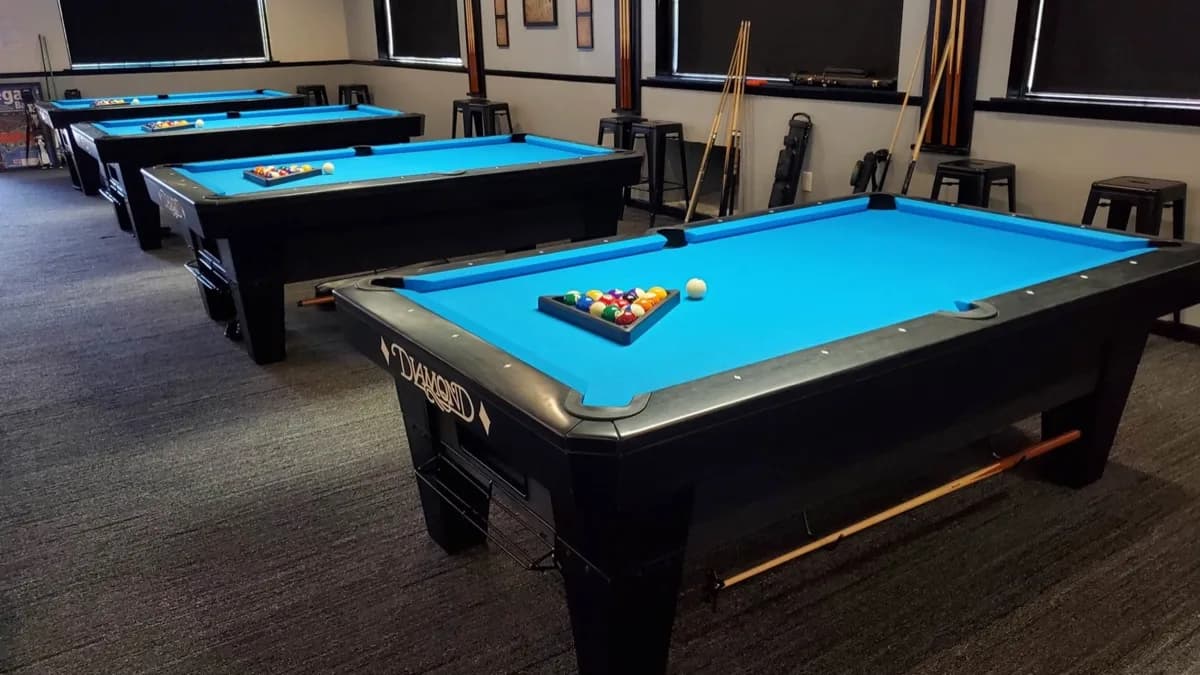 East TN Billiards - Restaurant in Sevierville, Tennessee