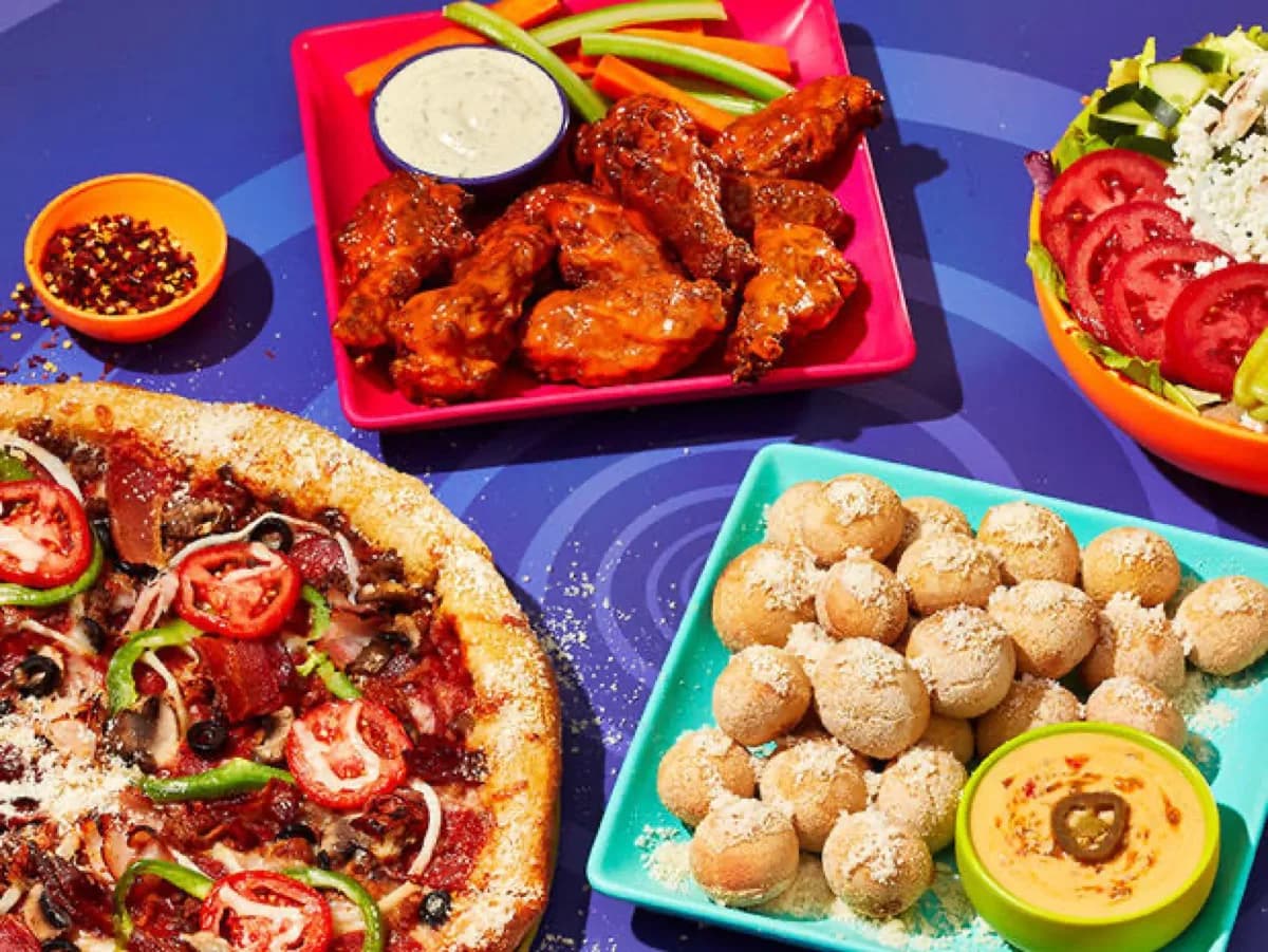 Mellow Mushroom Gatlinburg - Pizza restaurant in Gatlinburg, Tennessee