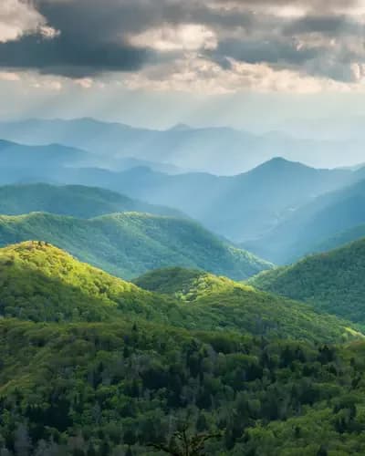 Old Creek Lodge - Hotel in Gatlinburg, Tennessee