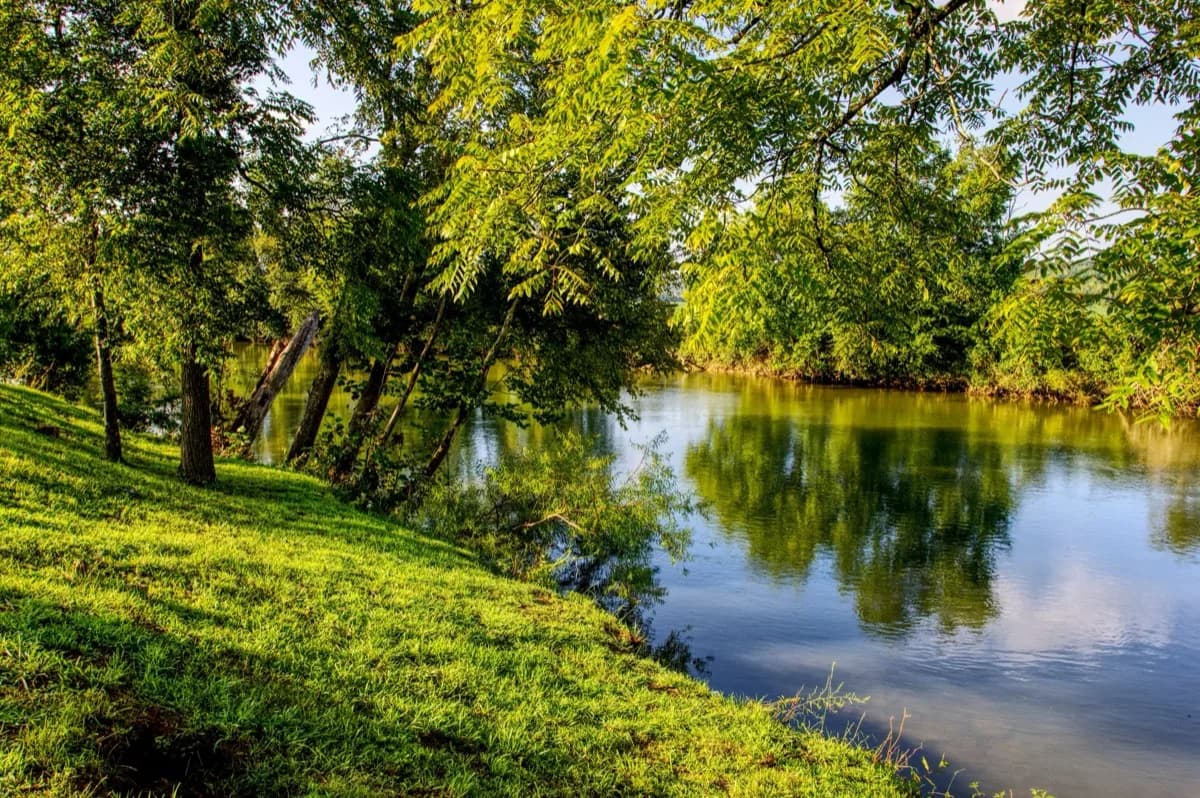 Ripplin Waters RV Park - Attraction in Sevierville, Tennessee