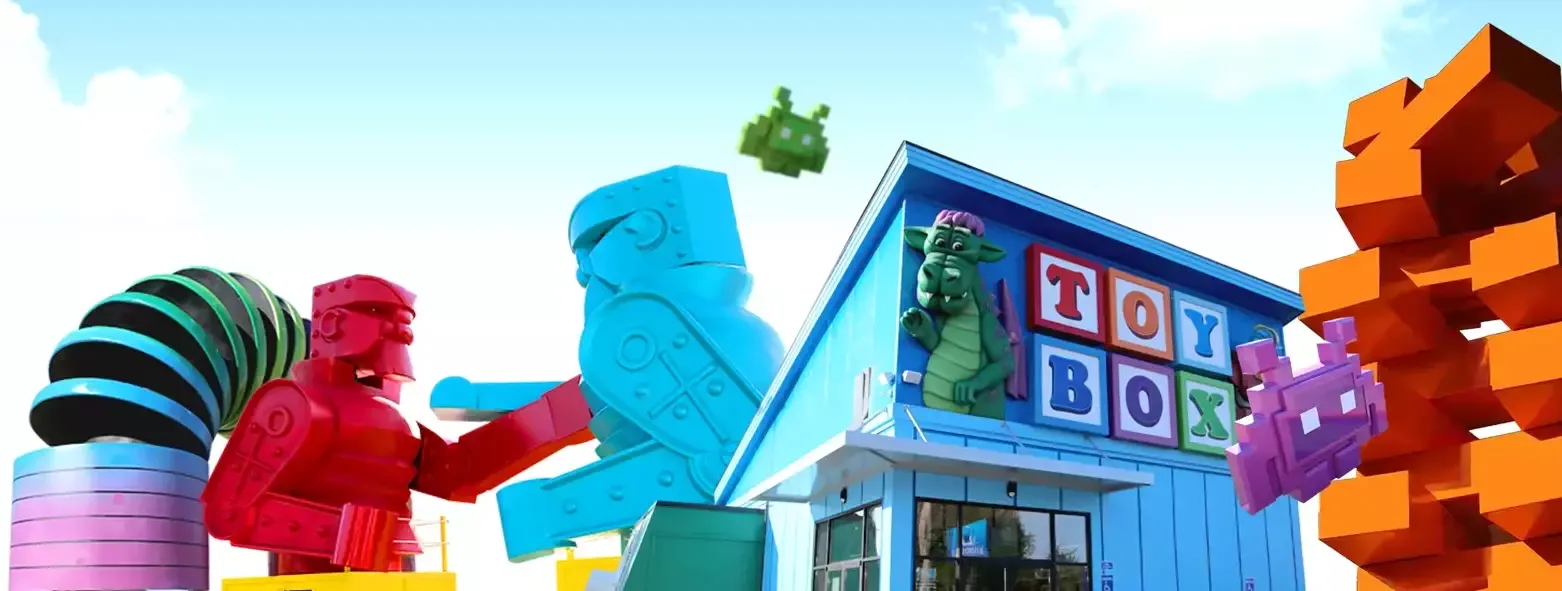 Toy Box Mini Golf - Attraction in Pigeon Forge, Tennessee