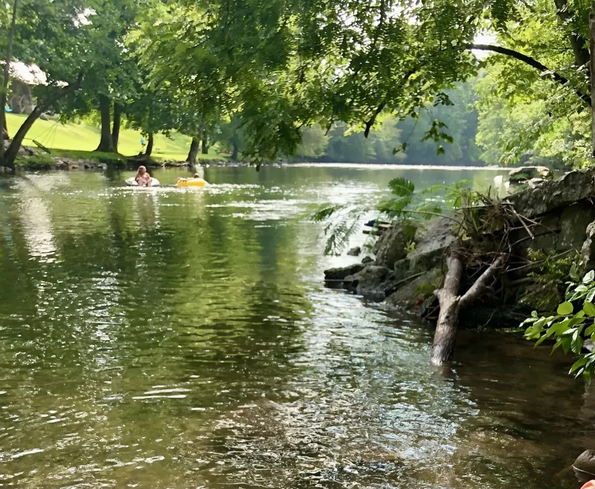 The Complete Guide to Townsend TN: Our Favorite Peaceful Side Of The Smokies