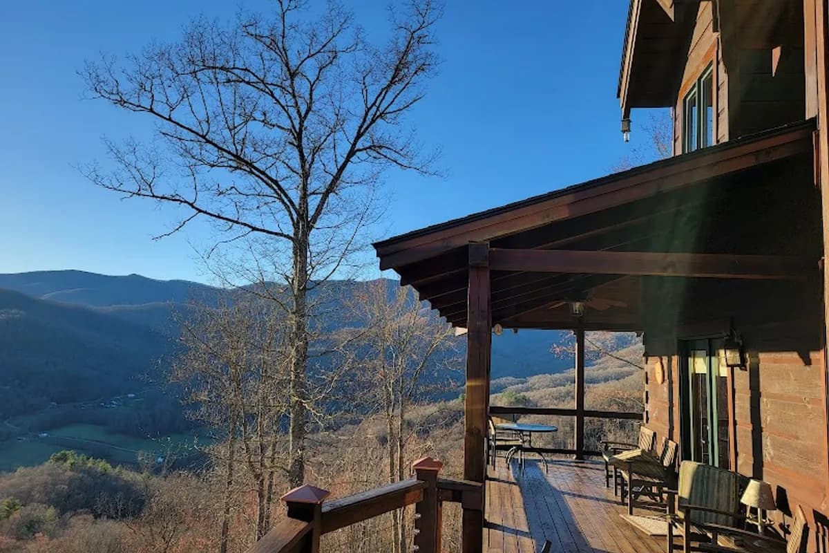 Appalachian Inn - Bed & breakfast in Robbinsville, Tennessee