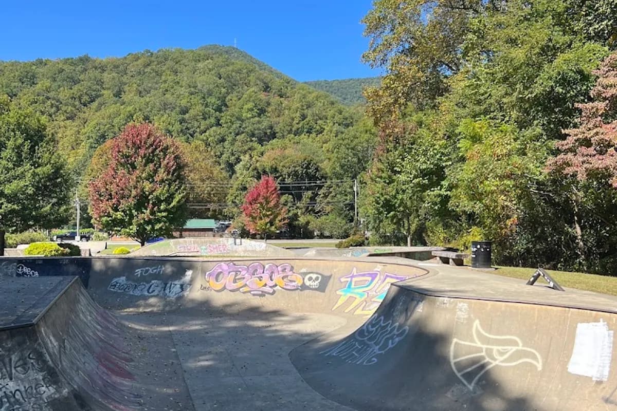 Cherokee Skate Park - Attraction in Cherokee, Tennessee
