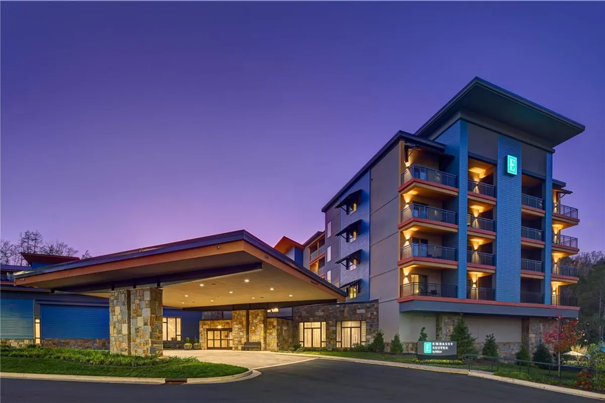 Embassy Suites by Hilton Gatlinburg Resort - Hotel in Gatlinburg, Tennessee