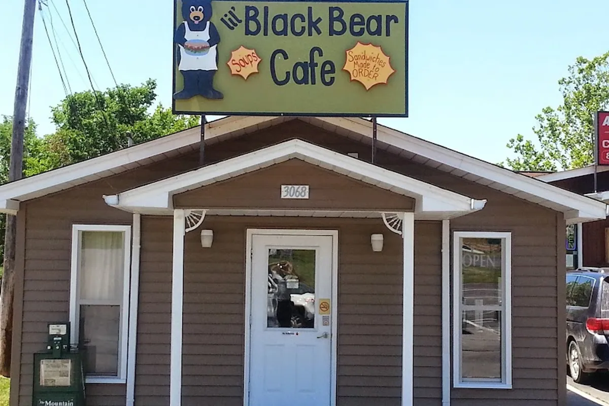 Lil Black Bear Cafe - Attraction in Pigeon Forge, Tennessee