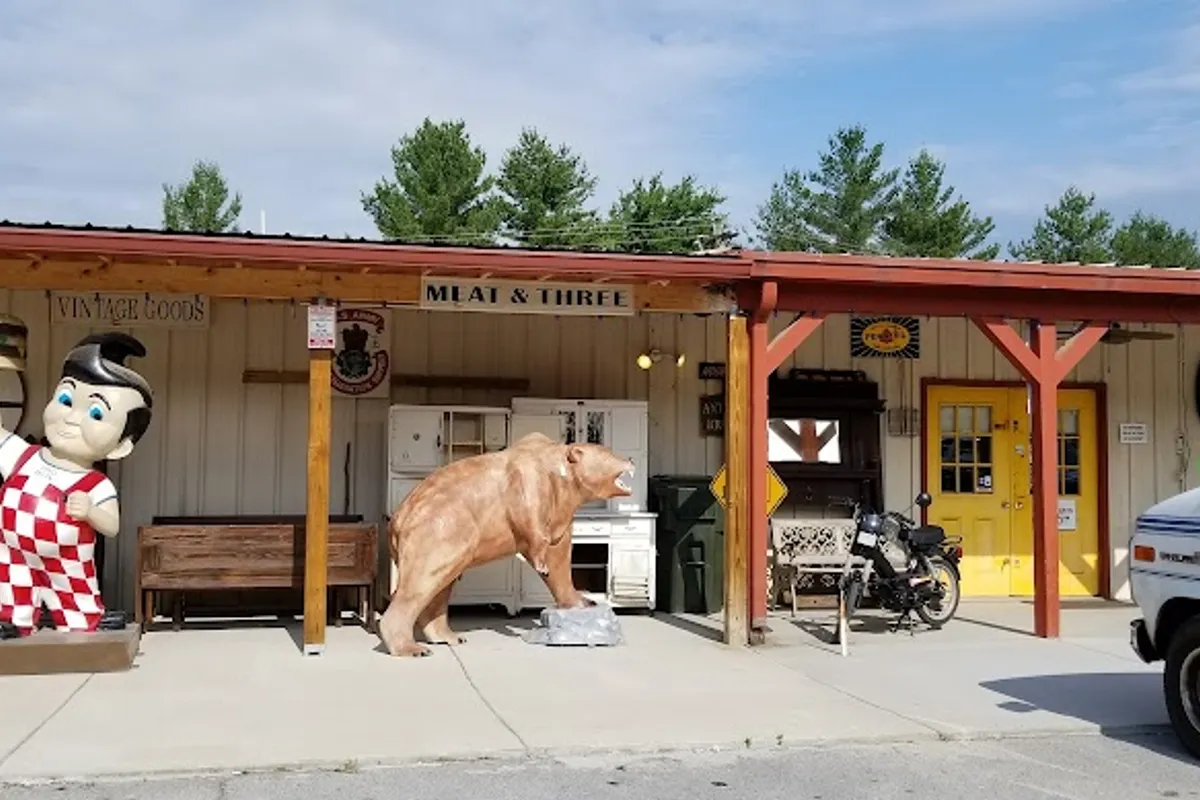 Memory Lane Antique Mall - Antique store in Sevierville, Tennessee