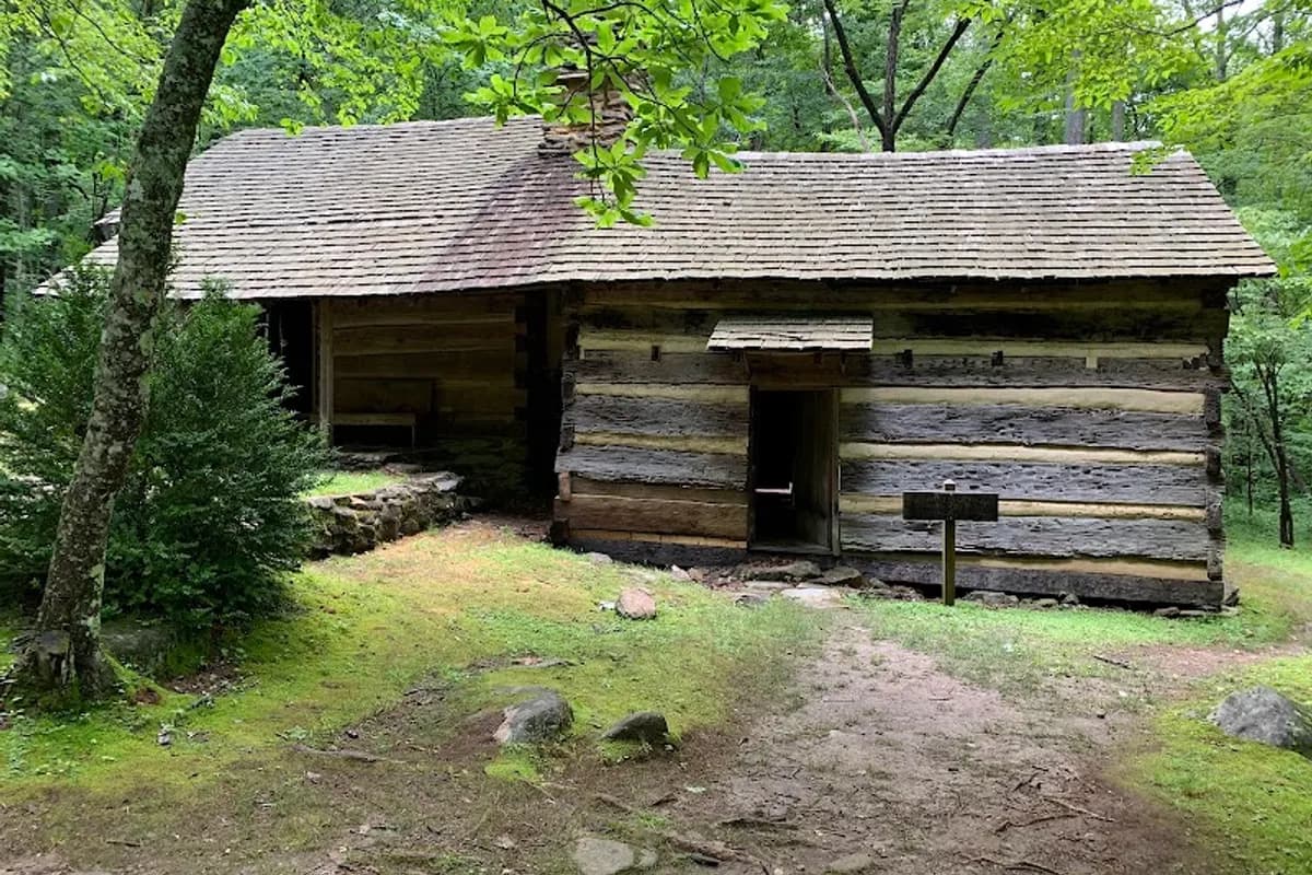 Messer Cabin - Historical place in Gatlinburg, Tennessee