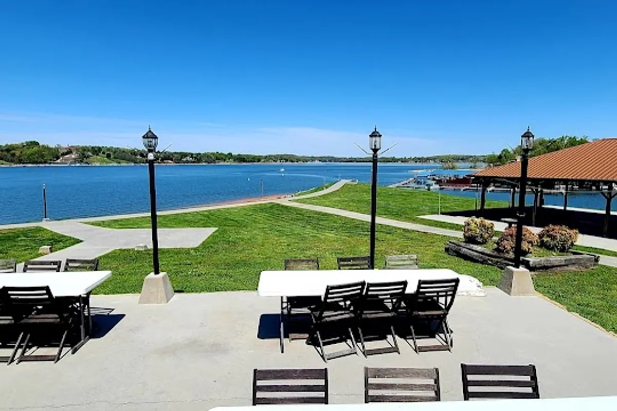 Point Resort - Resort hotel in Dandridge, Tennessee