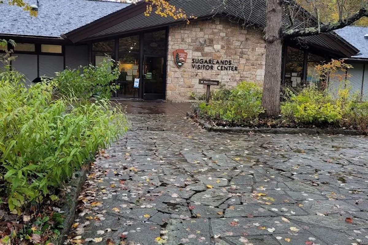 Sugarlands Visitor Center - Visitor center in Gatlinburg, Tennessee