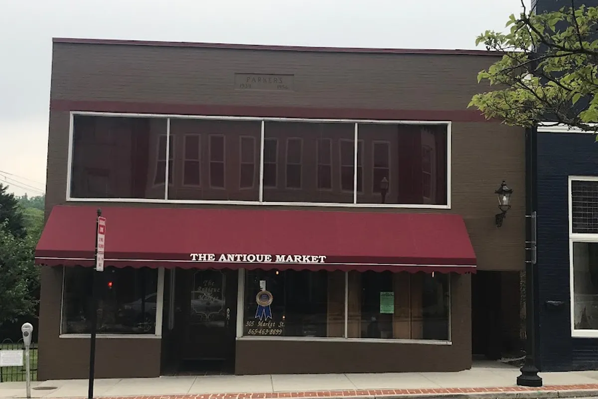 The Antique Market - Antique store in Clinton, Tennessee