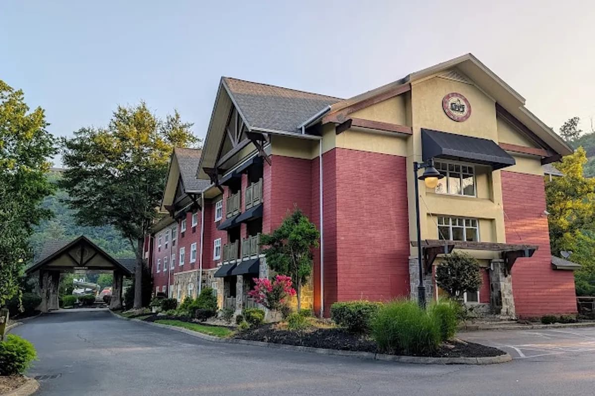 The Appy Lodge - Hotel in Gatlinburg, Tennessee