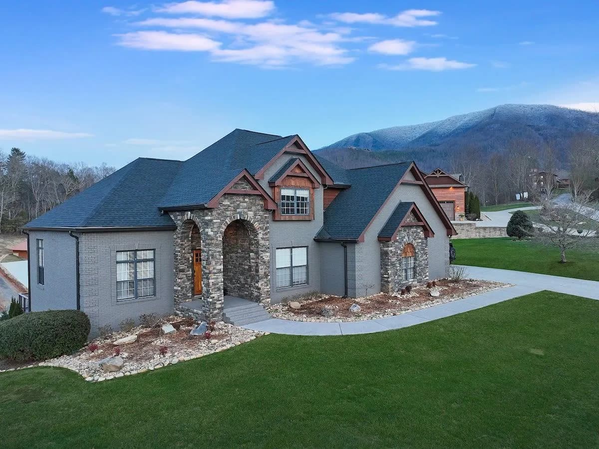 Greystone exterior photo