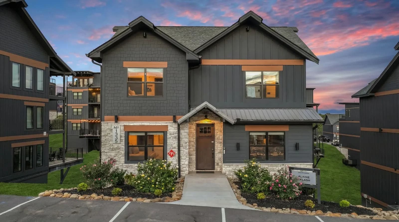 Luxury Chalet | Indoor pool | Hot Tub | Game Room exterior photo