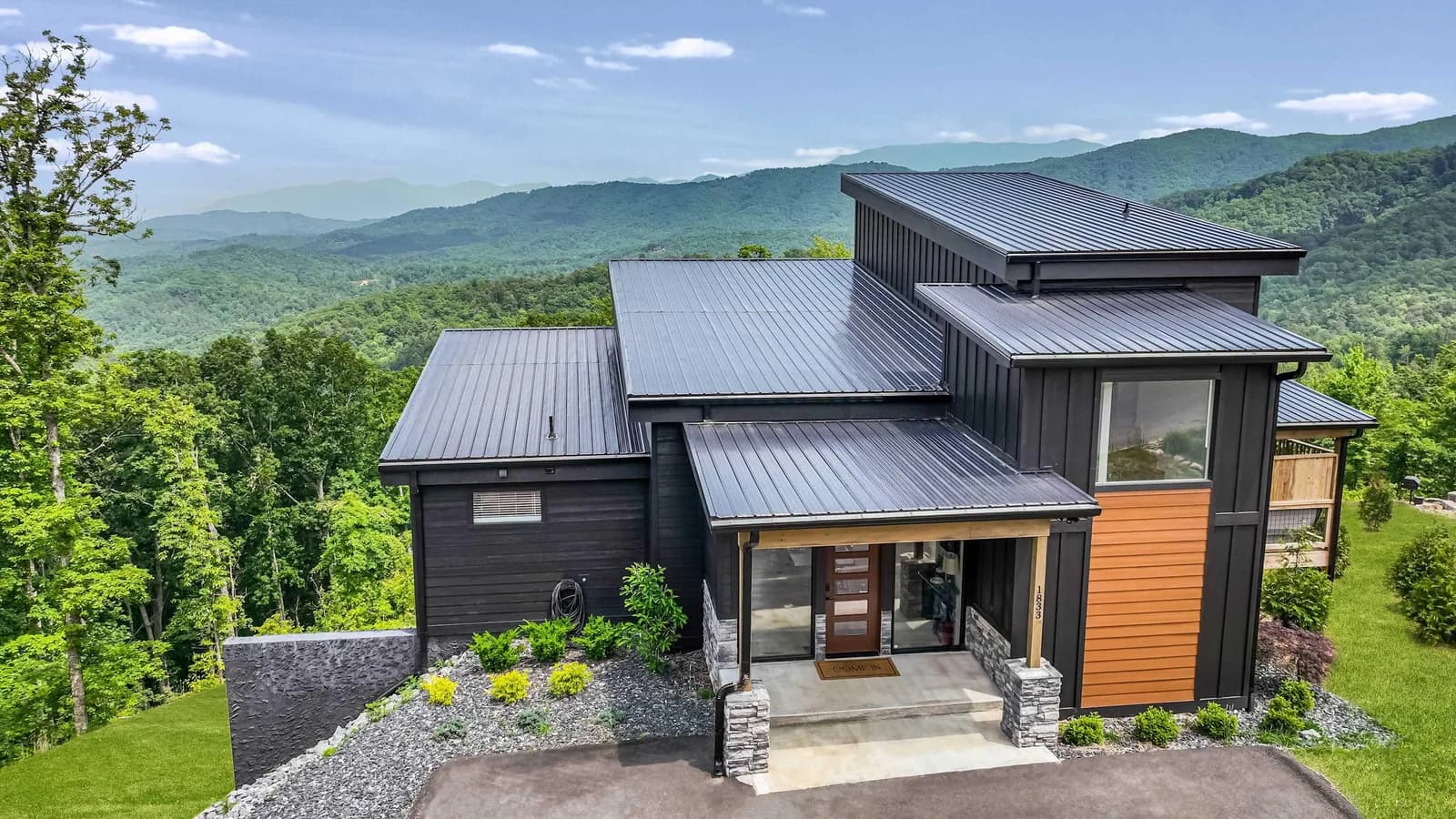 Montblue Modern Retreat exterior photo