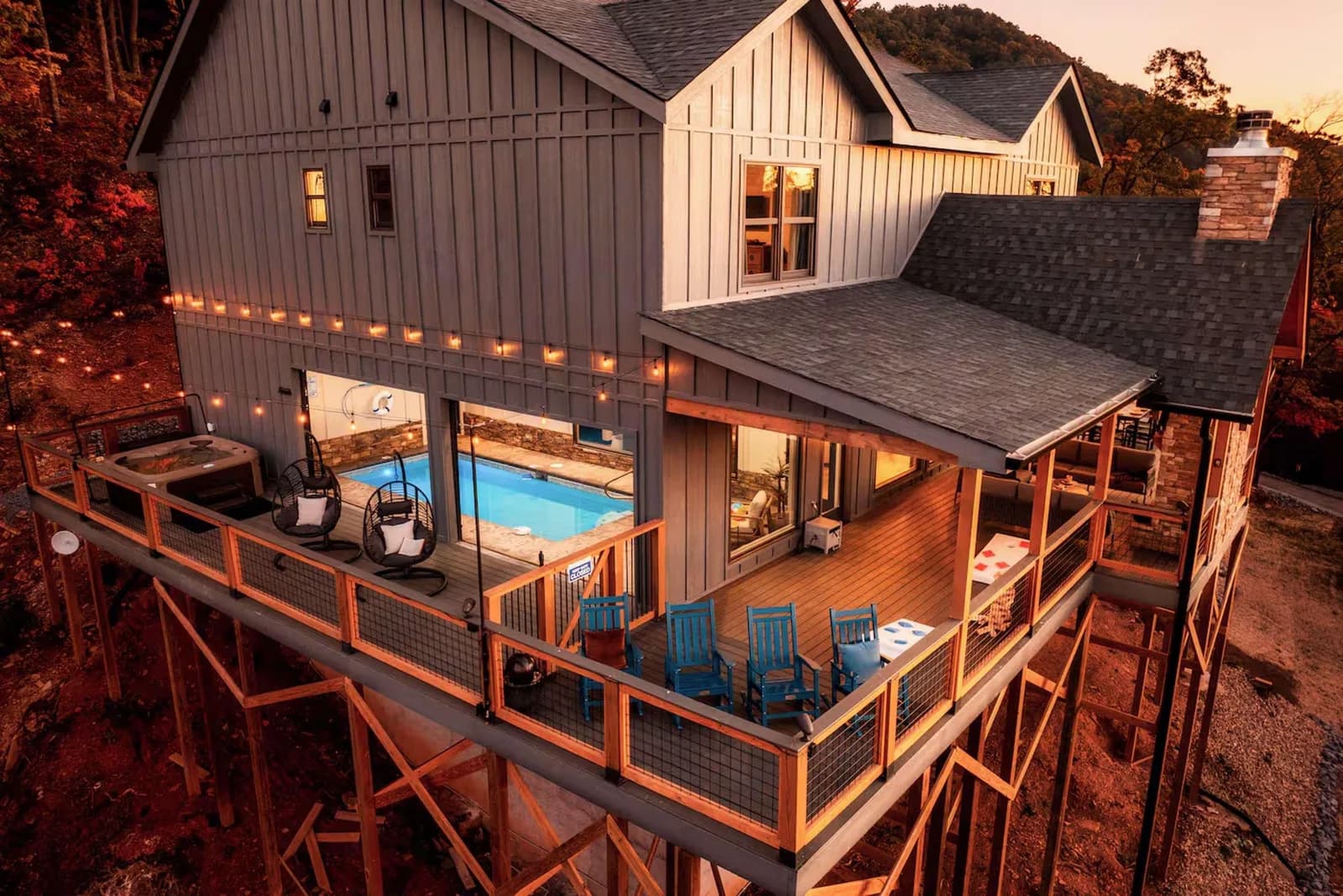 Mountain retreat w/pool & hot tub exterior photo